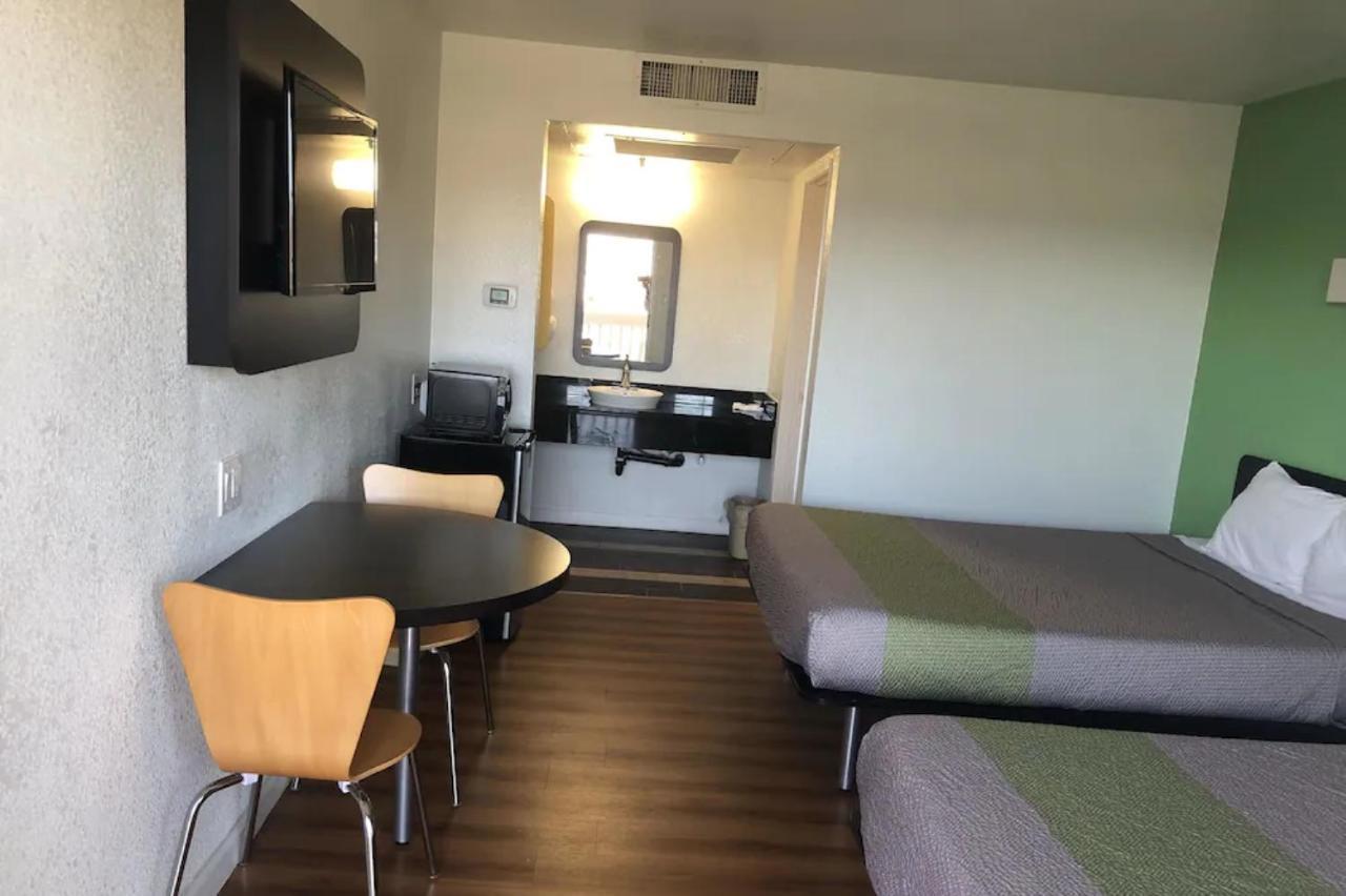 Motel 6-Barstow, Ca Eksteriør bilde