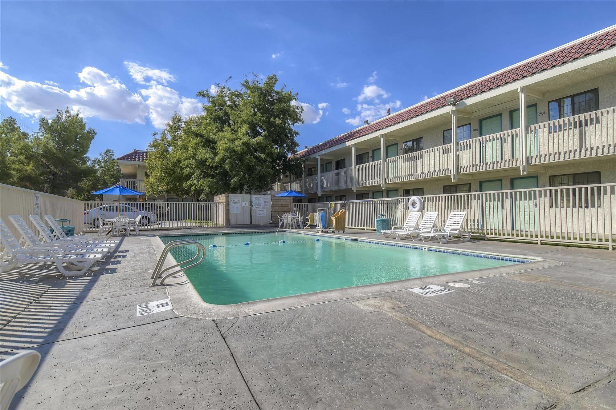 Motel 6-Barstow, Ca Eksteriør bilde