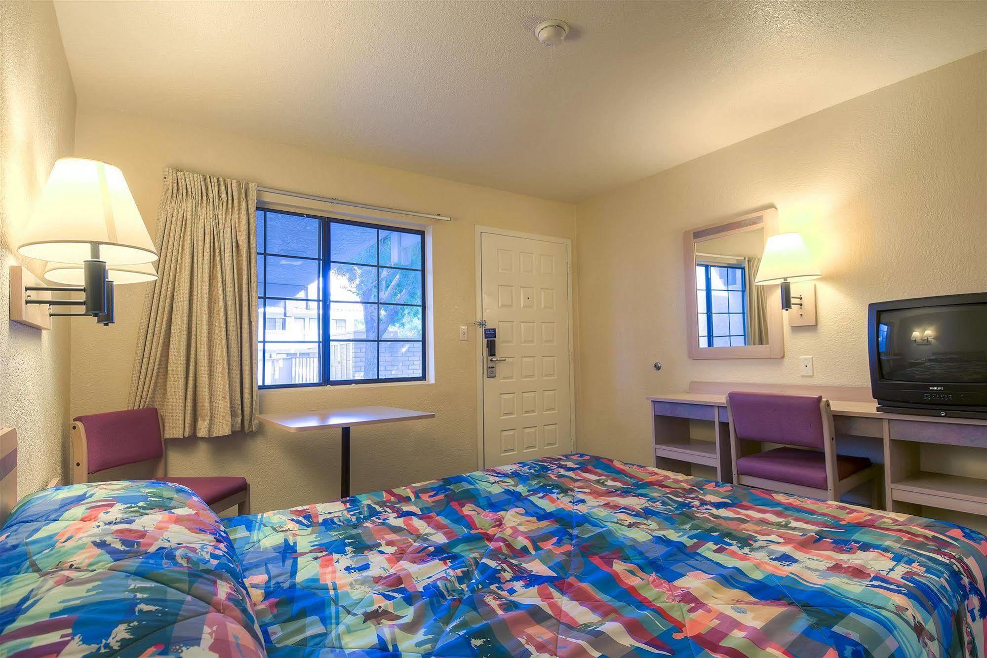 Motel 6-Barstow, Ca Eksteriør bilde