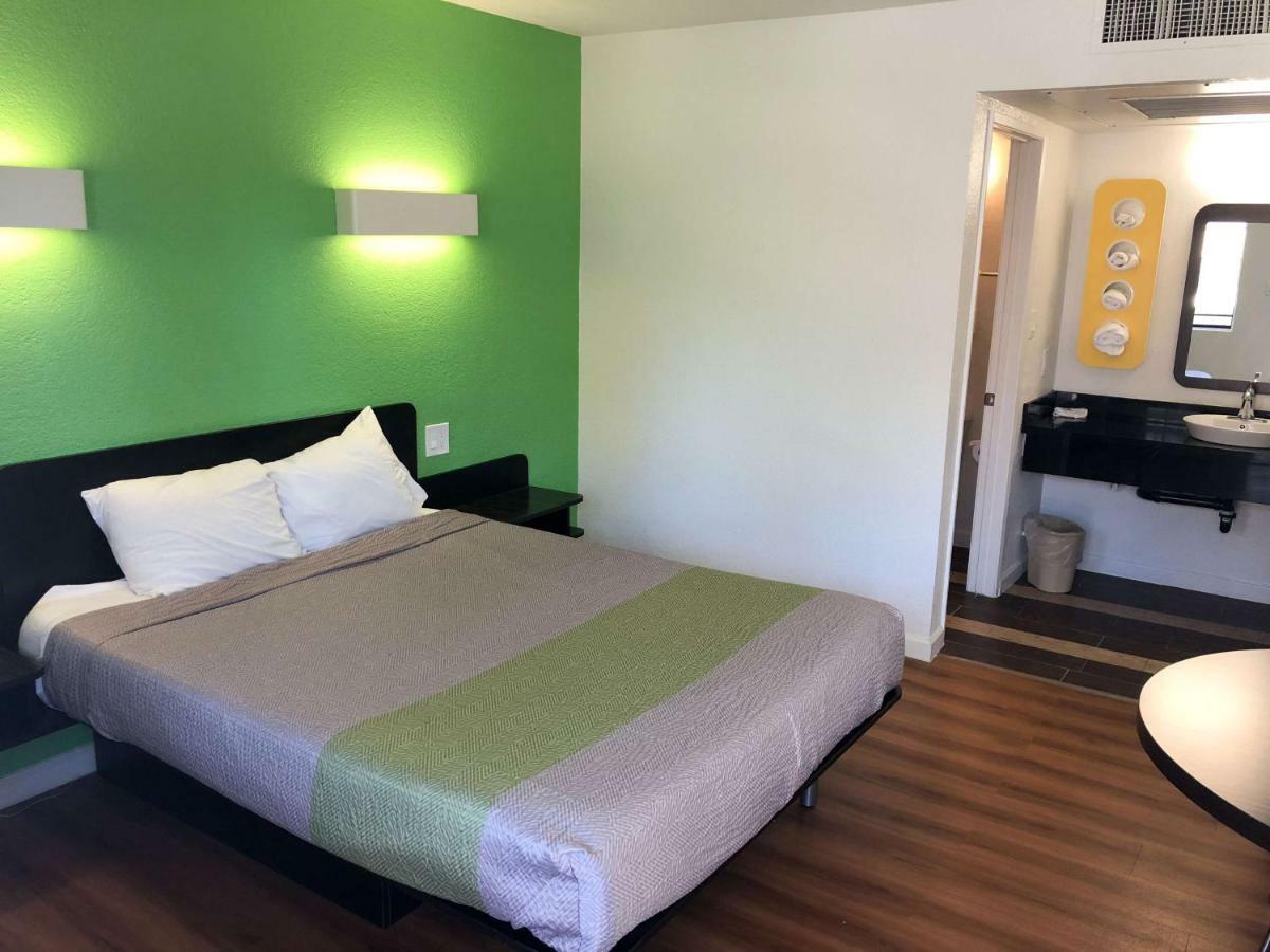 Motel 6-Barstow, Ca Eksteriør bilde
